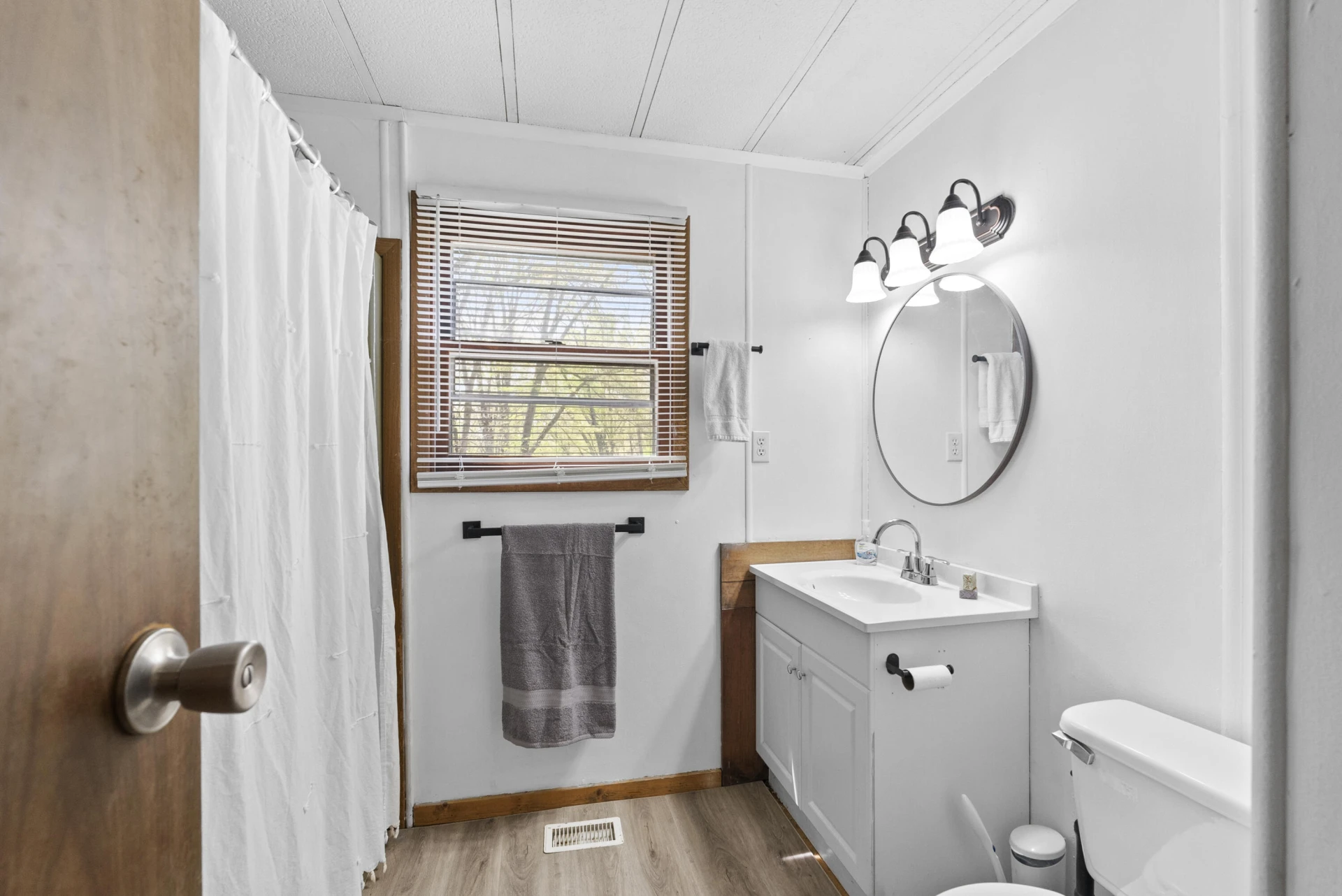 1062 Overacre DR - Photo 29