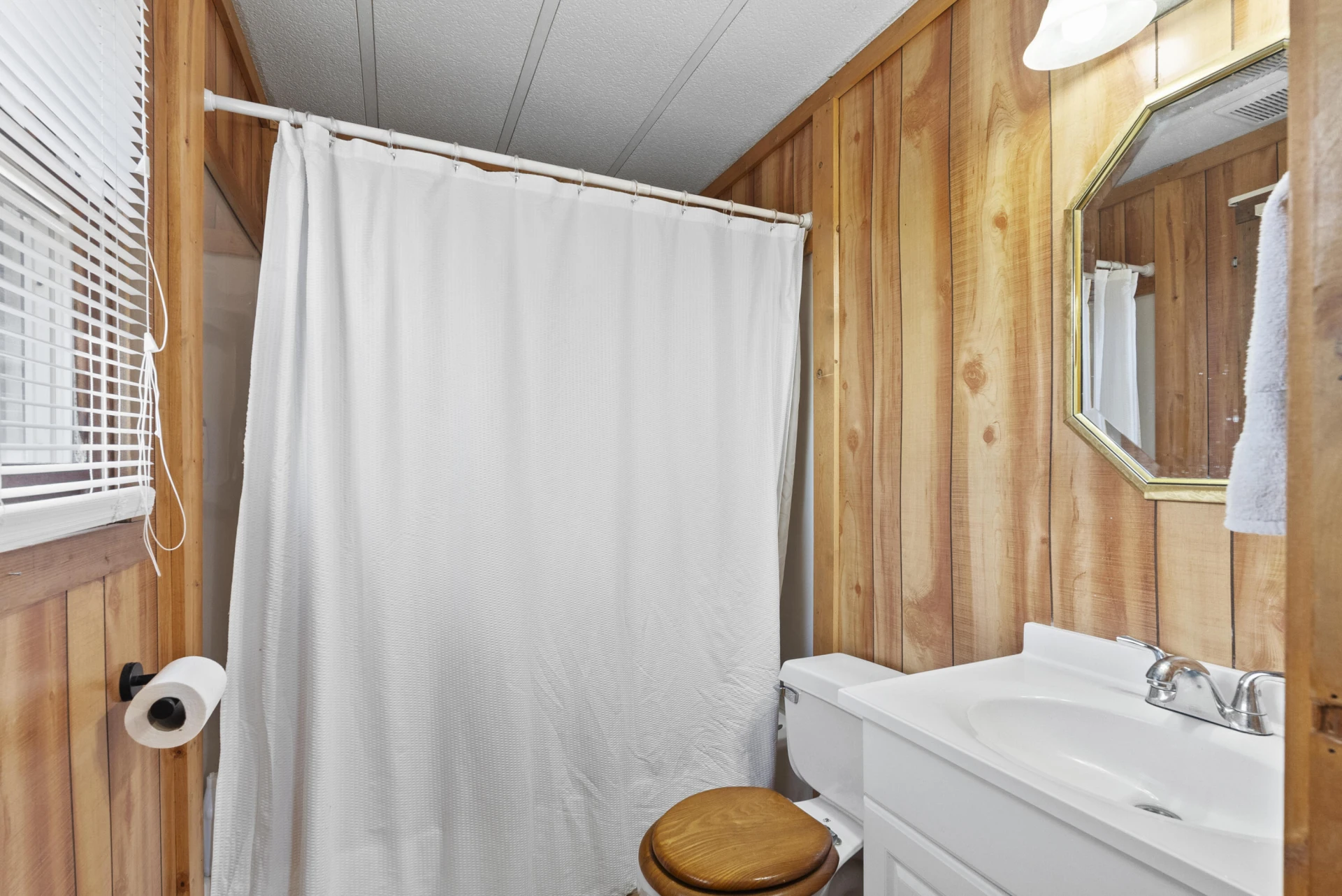 1062 Overacre DR - Photo 34