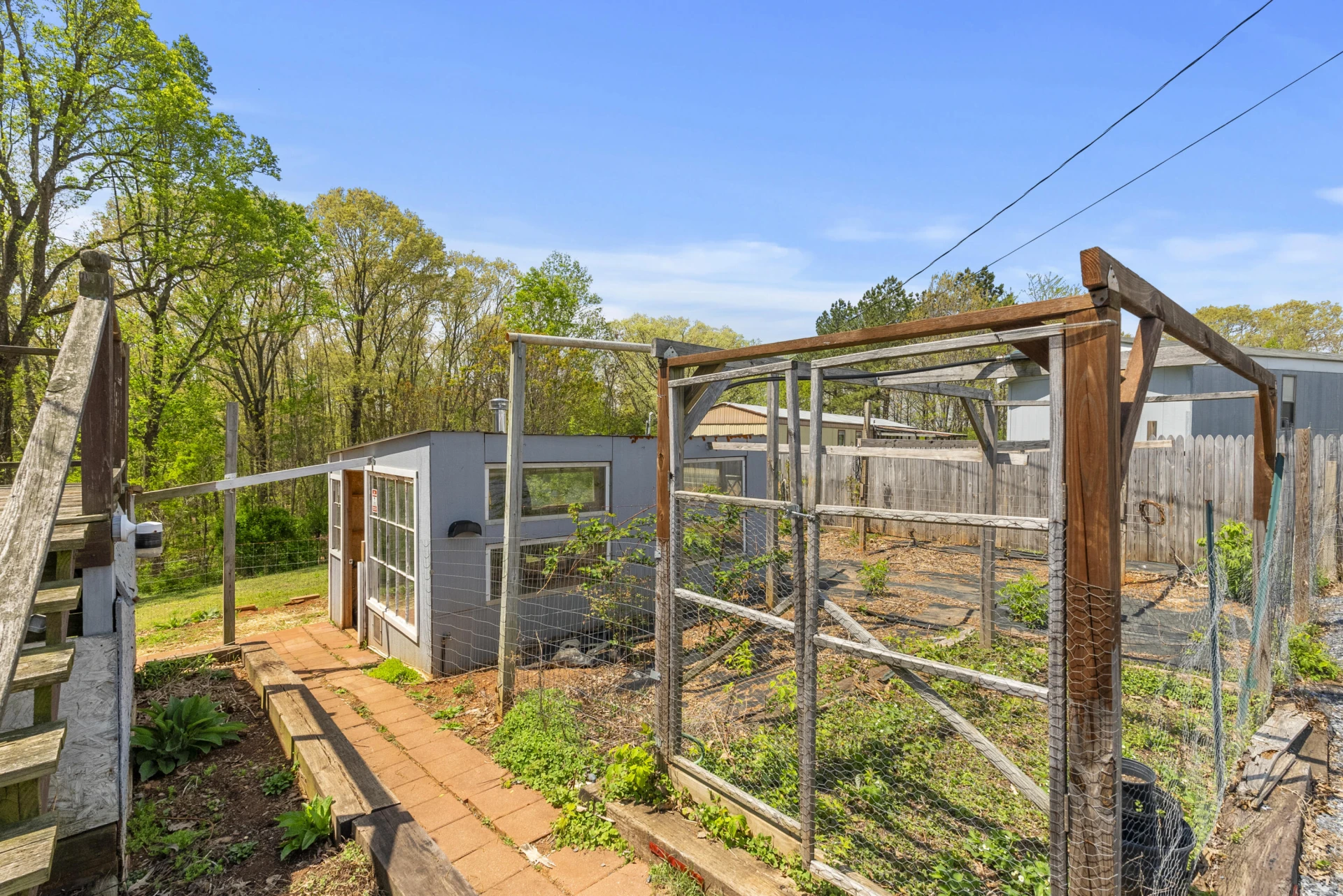 1062 Overacre DR - Photo 45
