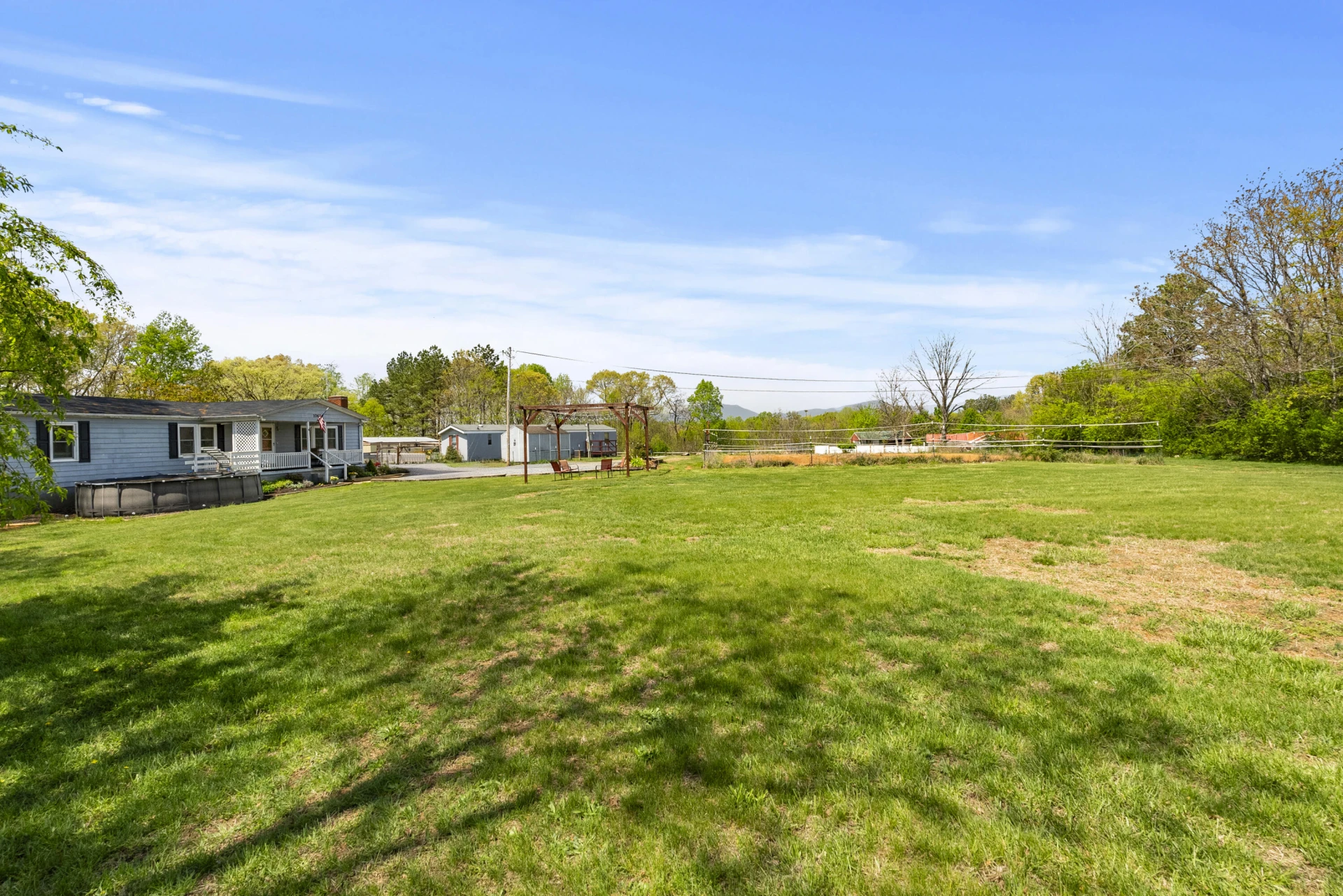 1062 Overacre DR - Photo 52