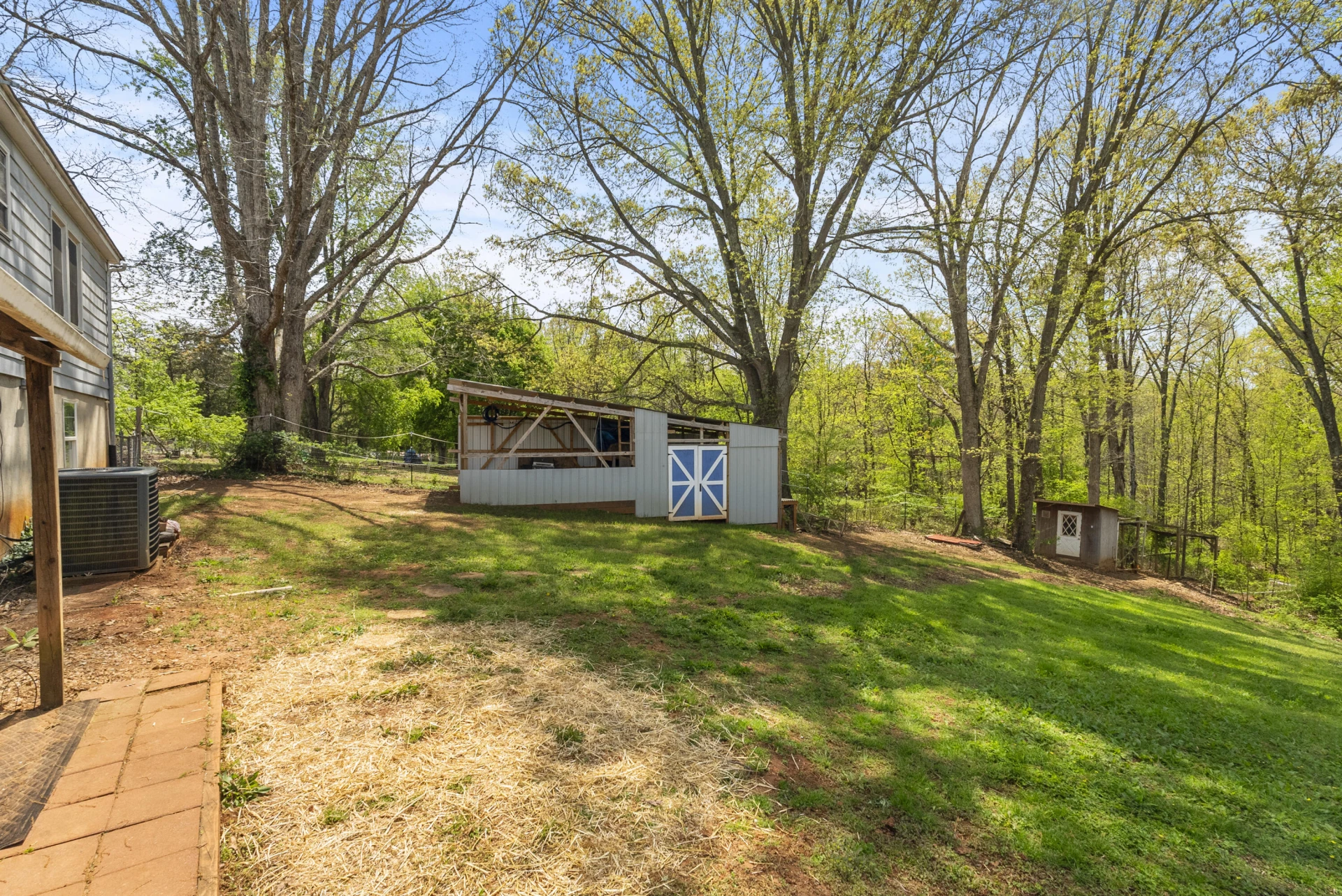 1062 Overacre DR - Photo 57