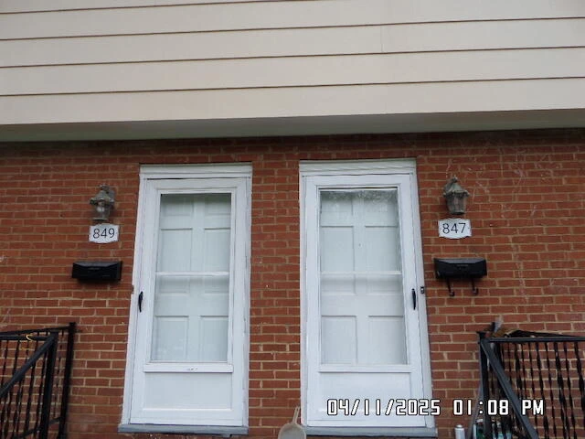 847 Kerns AVE - Photo 13