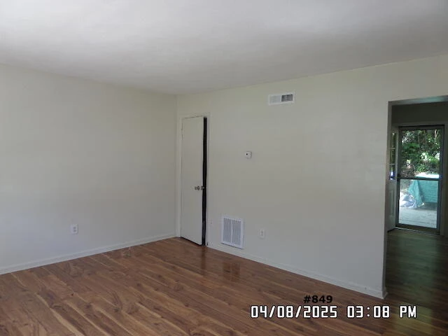 847 Kerns AVE - Photo 16