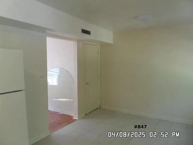 847 Kerns AVE - Photo 7