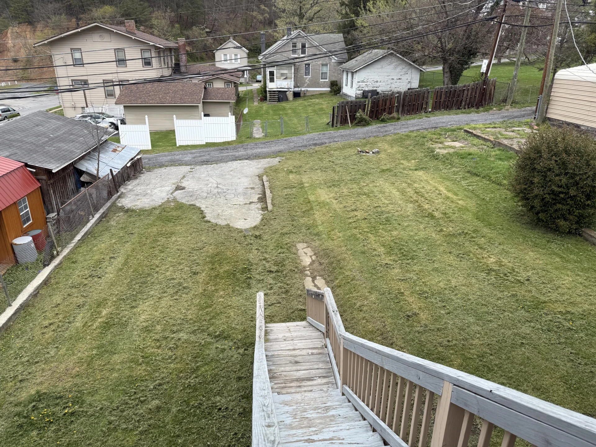 422 Ridgeway ST - Photo 7