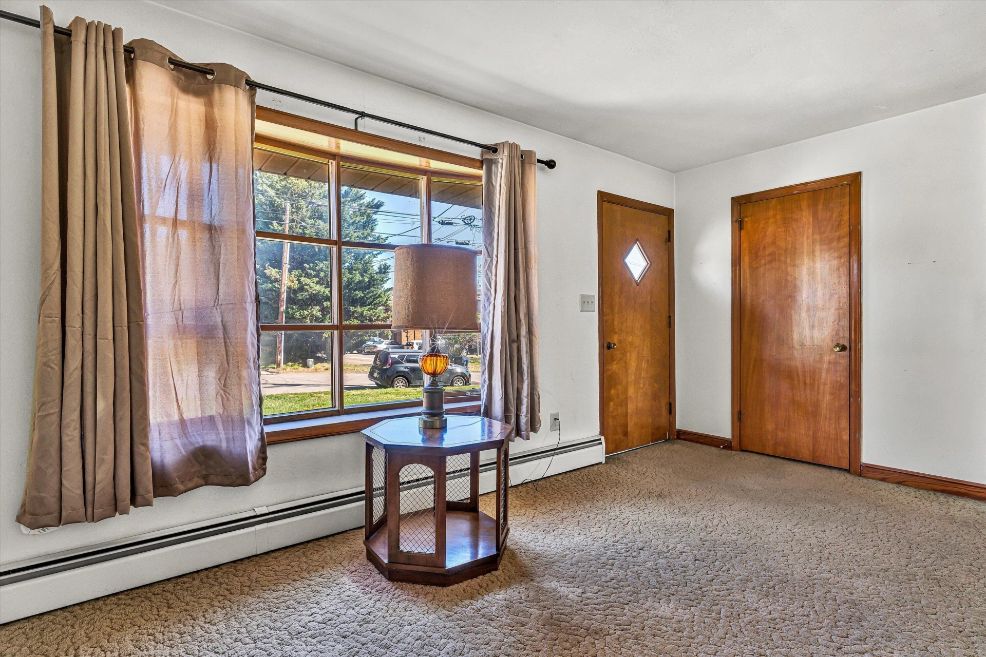 537 Wentworth AVE - Photo 4