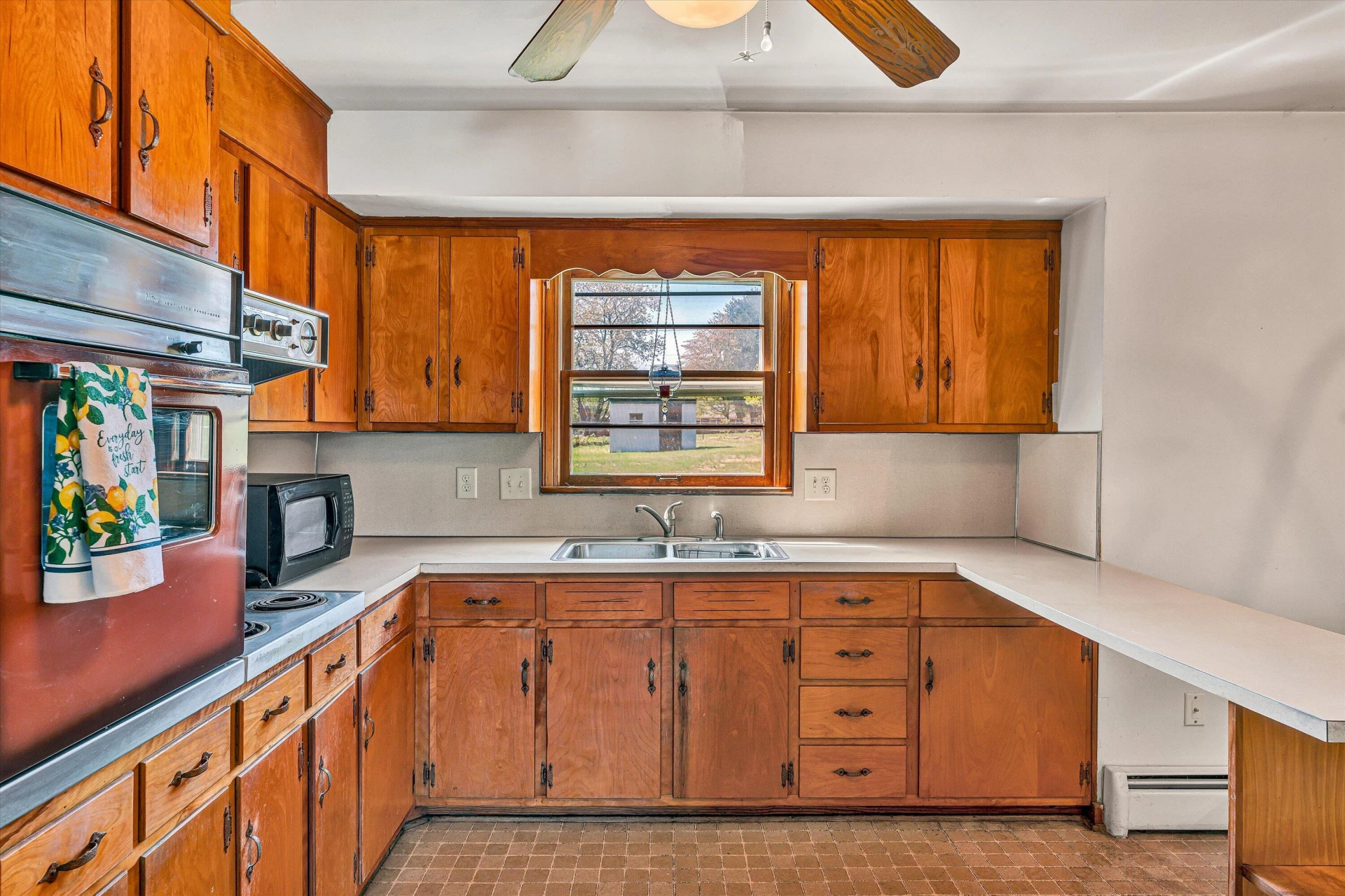 537 Wentworth AVE - Photo 7
