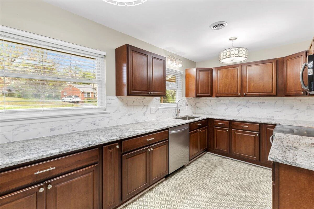 3303 Ledgewood - Photo 15