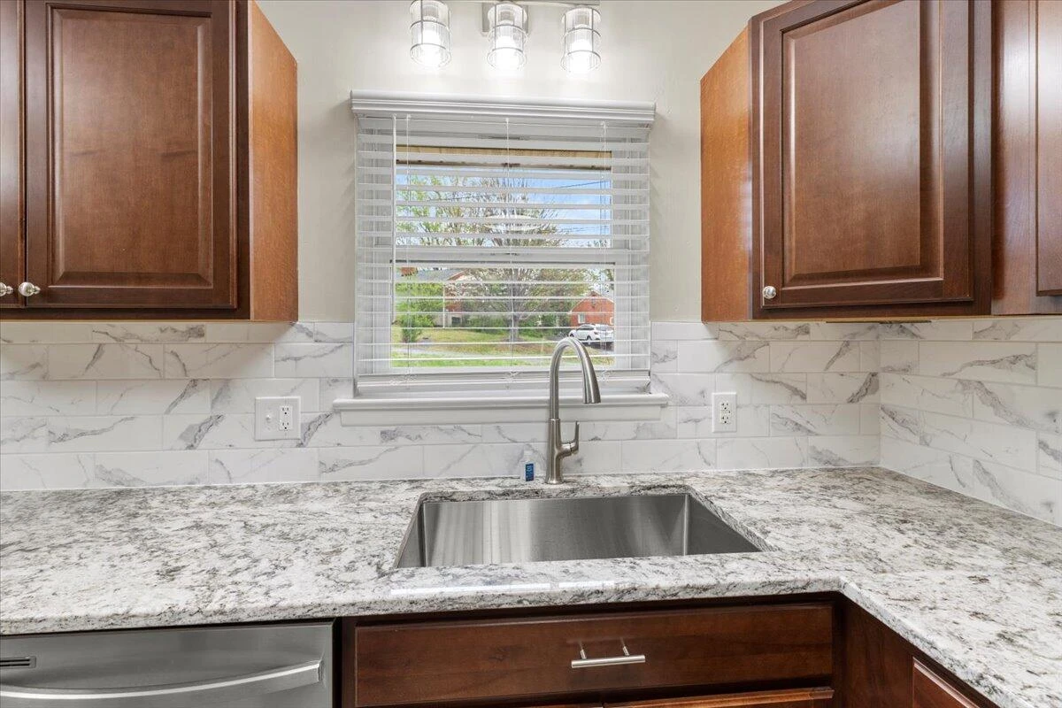 3303 Ledgewood - Photo 17