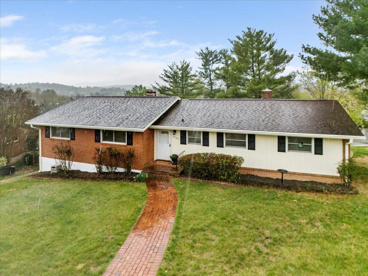 3303 Ledgewood - Photo 3