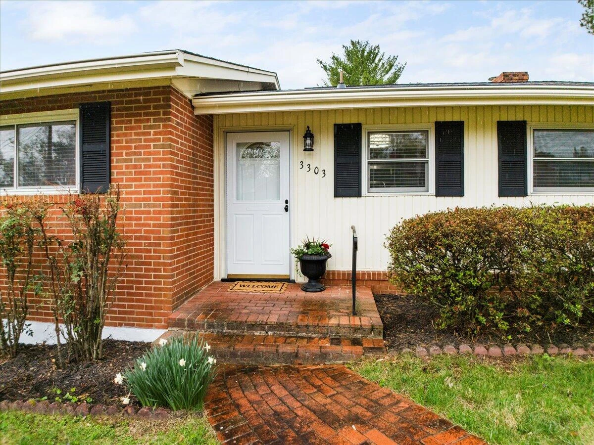 3303 Ledgewood - Photo 5