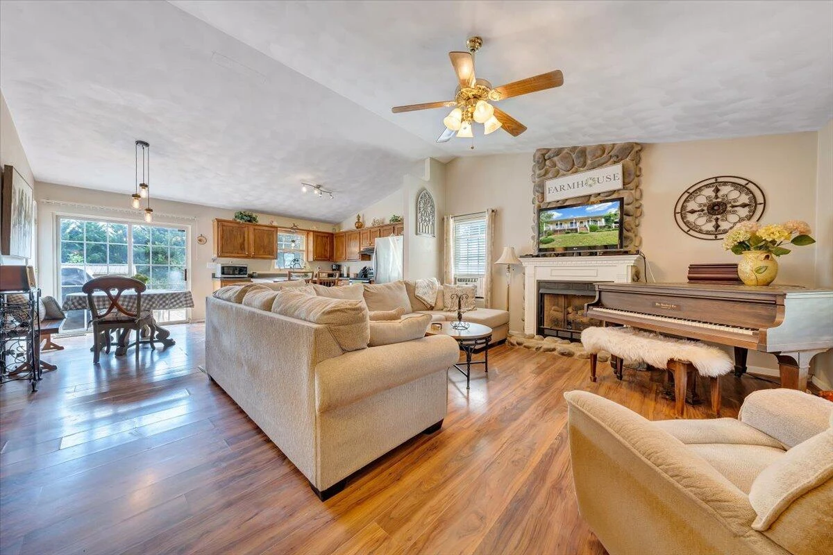 1464 Flint Hill RD - Photo 8