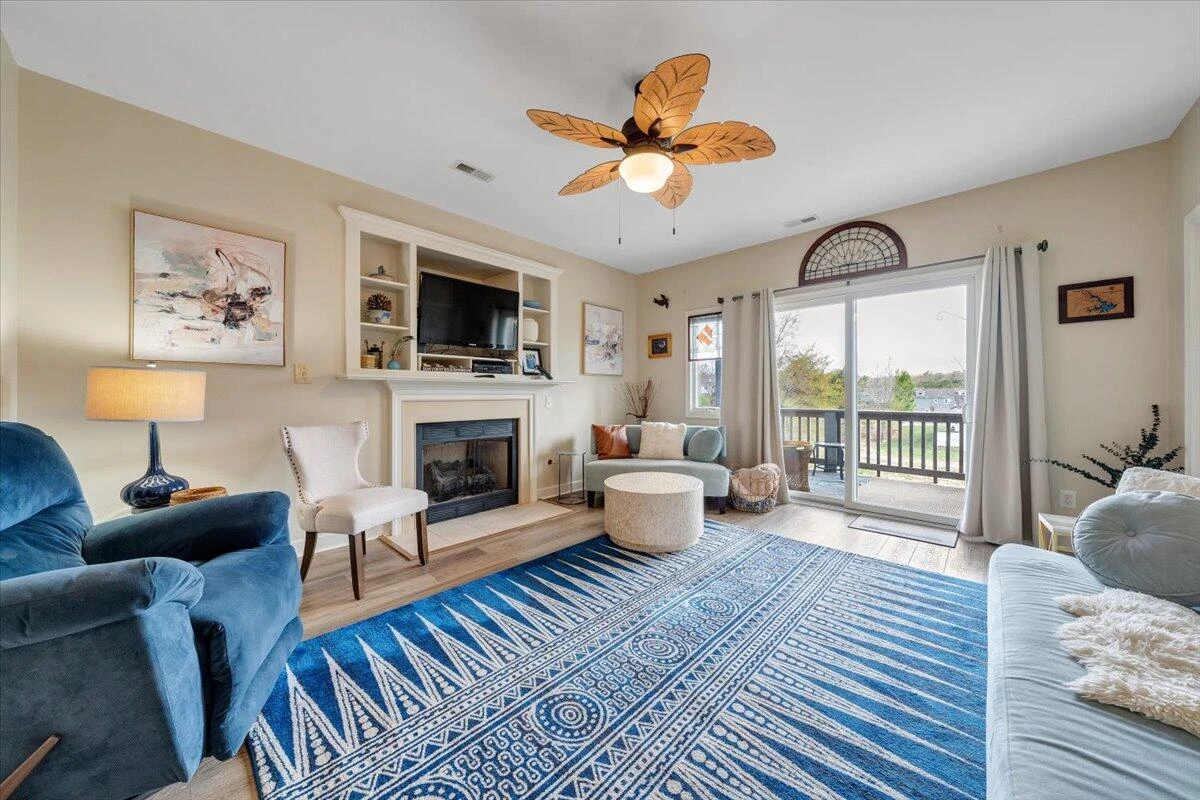 1209 Mariners WAY #65