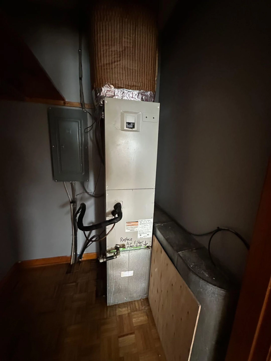 201 Mountain AVE - Photo 7