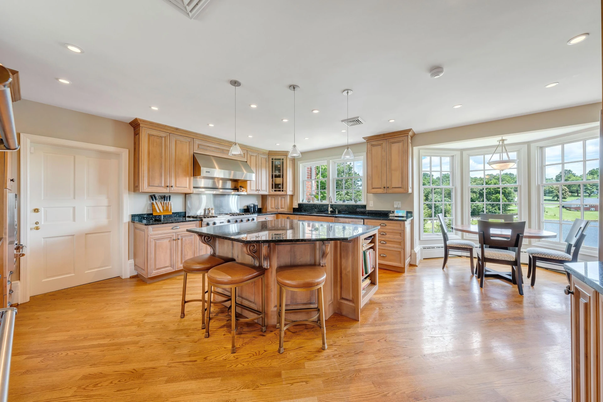 4134 Lake DR - Photo 16