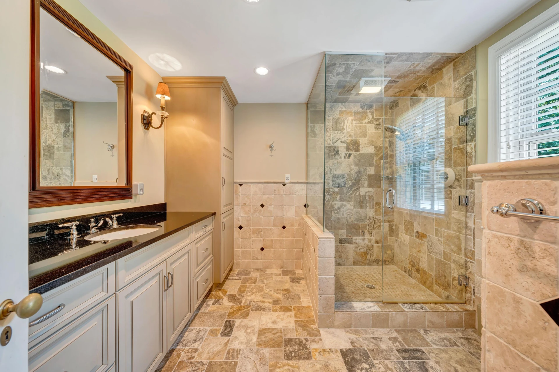 4134 Lake DR - Photo 47