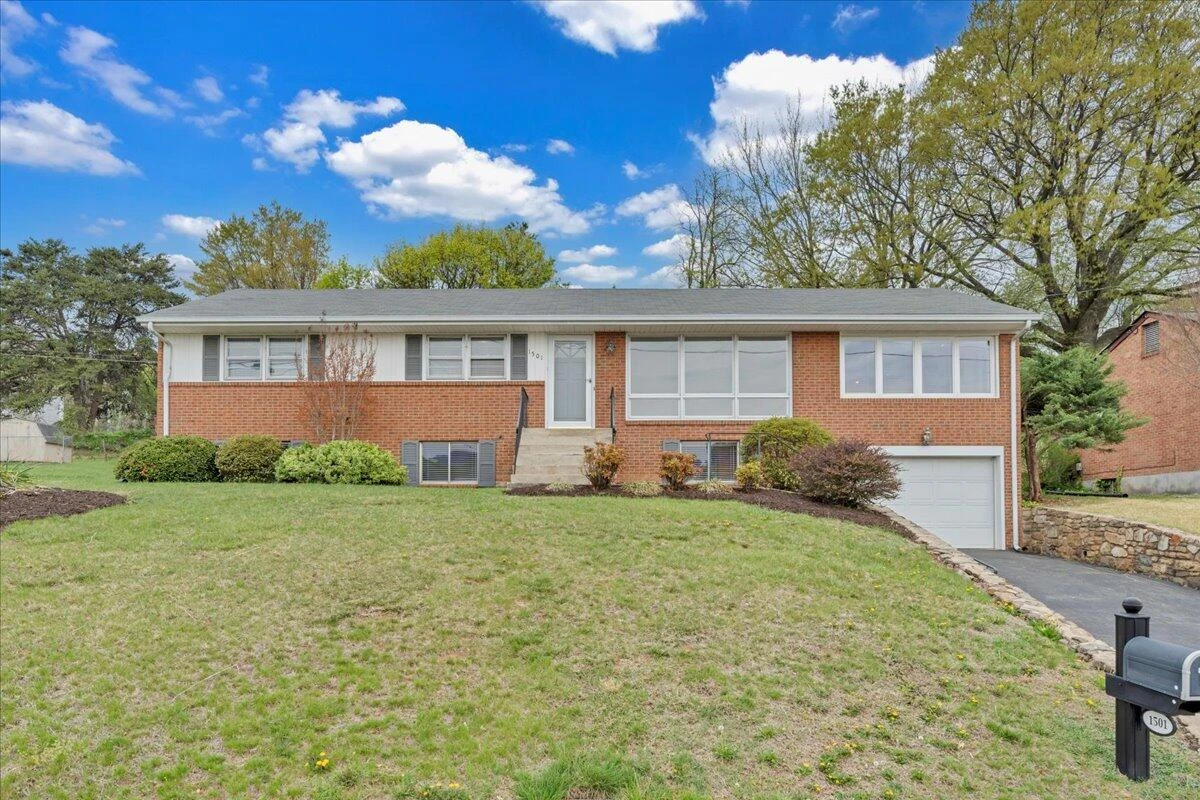 1501 Brushy Mountain DR - Photo 2