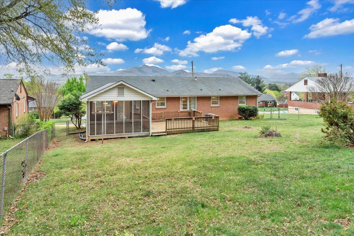 1501 Brushy Mountain DR - Photo 44