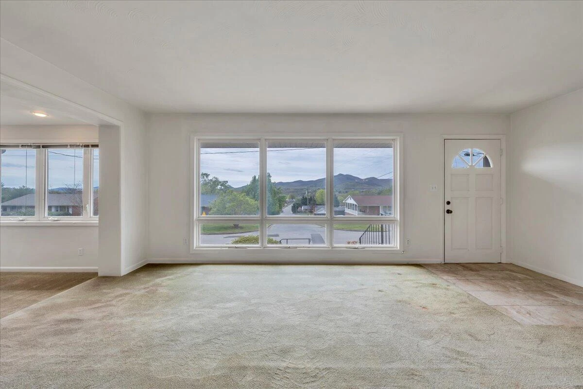 1501 Brushy Mountain DR - Photo 5