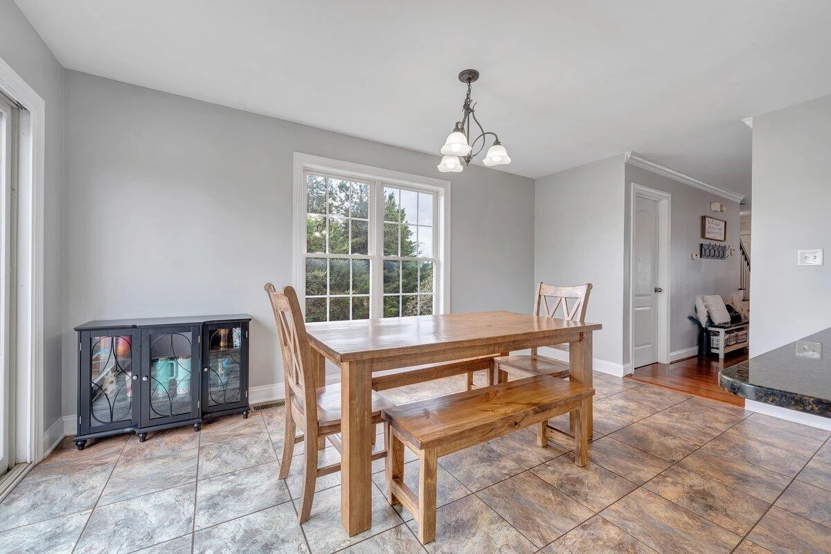 1049 Haymore DR - Photo 18