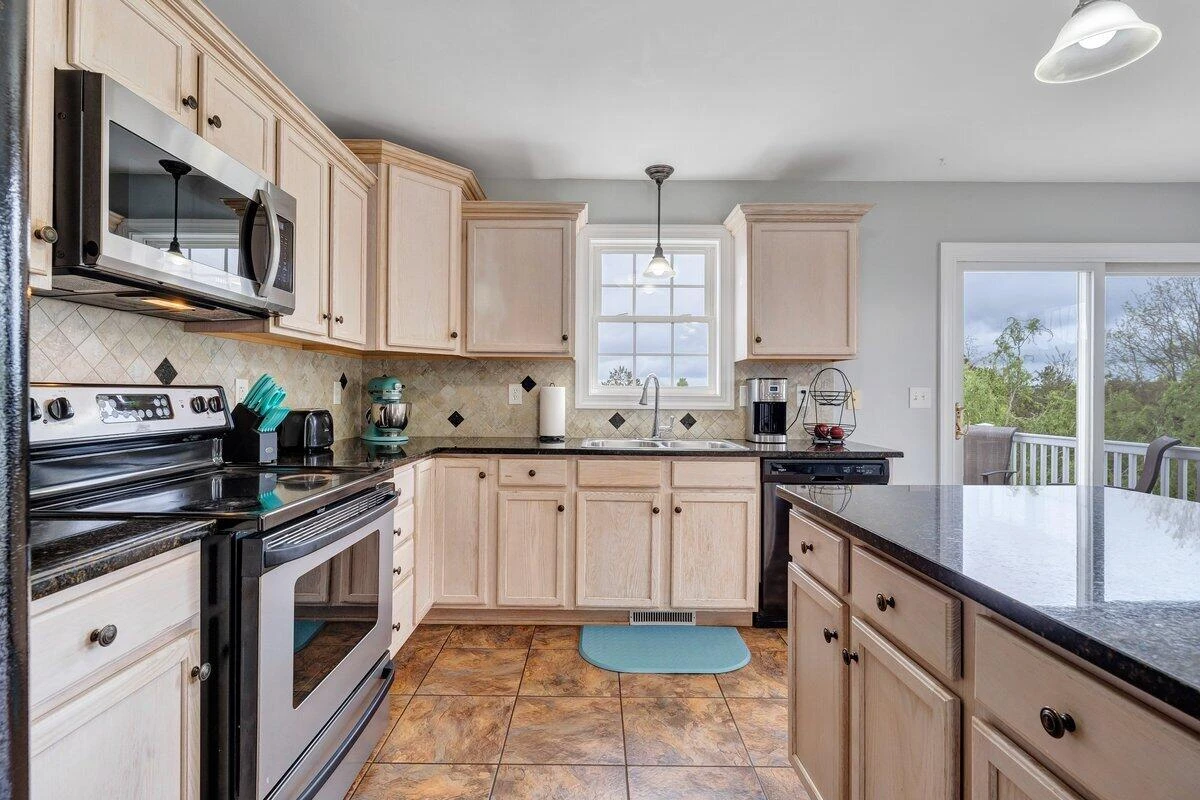 1049 Haymore DR - Photo 23