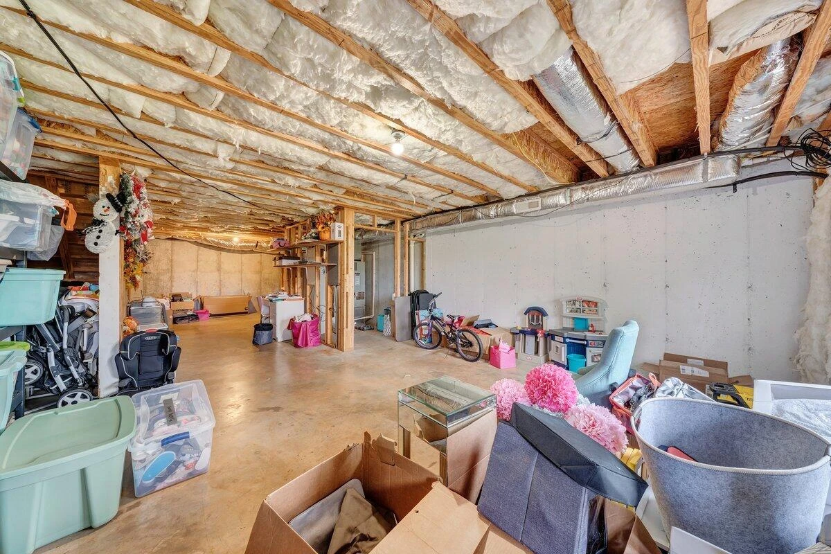 1049 Haymore DR - Photo 38