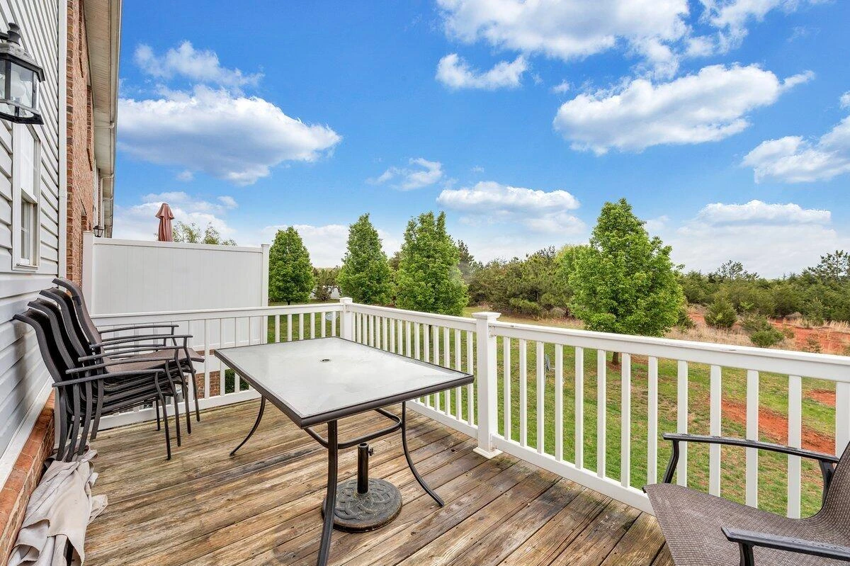 1049 Haymore DR - Photo 44