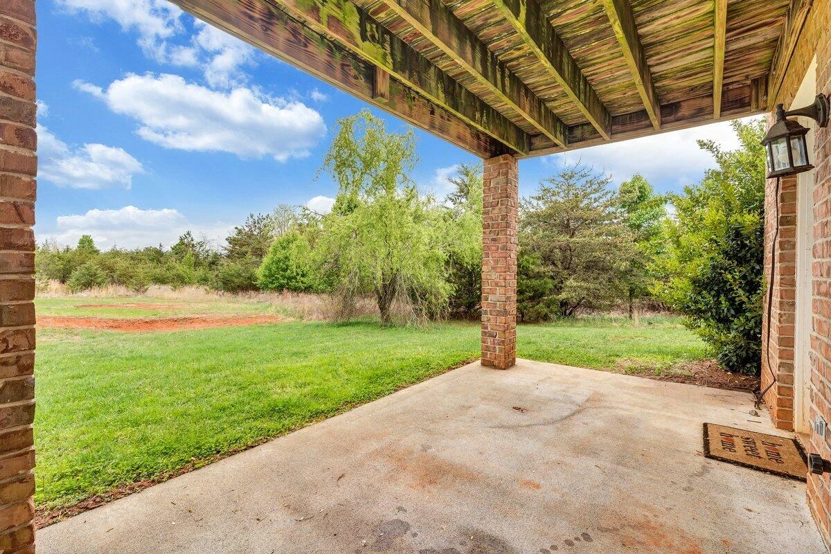 1049 Haymore DR - Photo 46