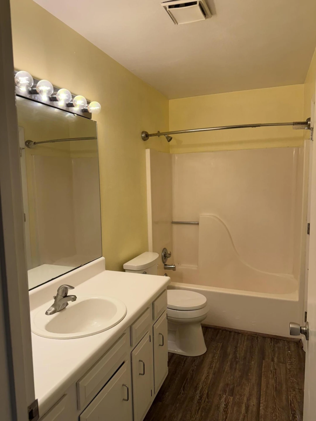 7318 Maple CT - Photo 8
