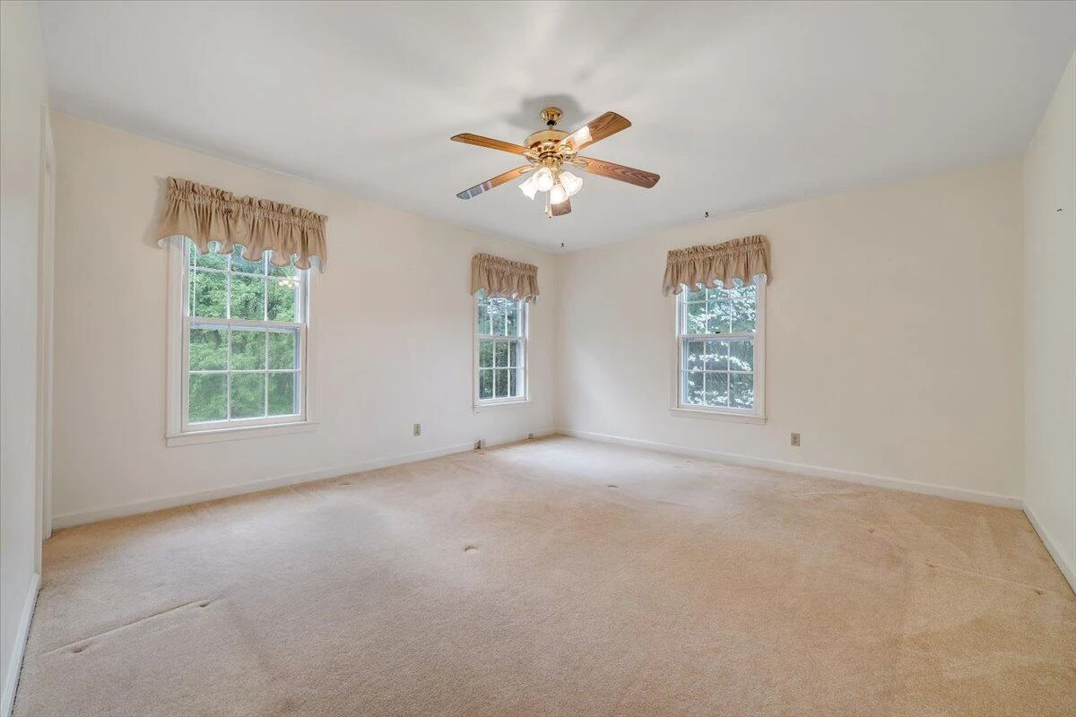 1673 Plantation DR - Photo 32