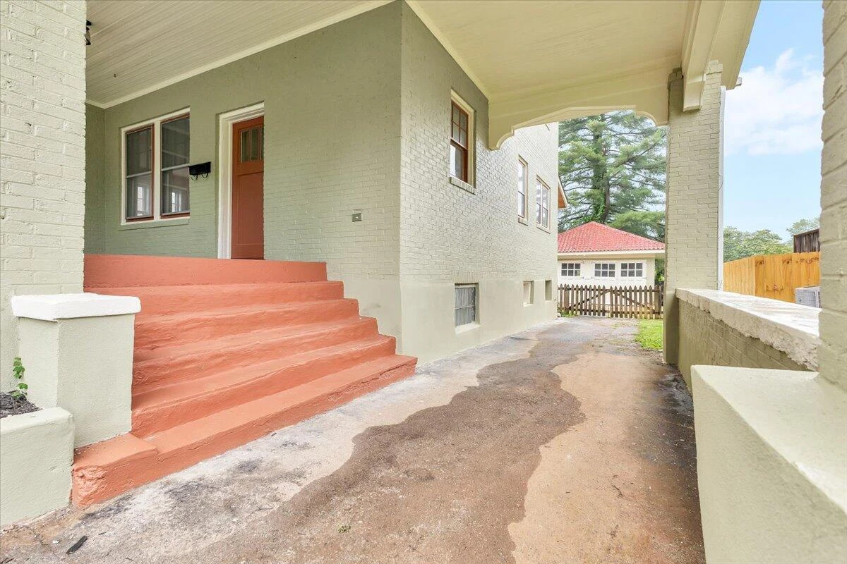 2219 Carter RD - Photo 3