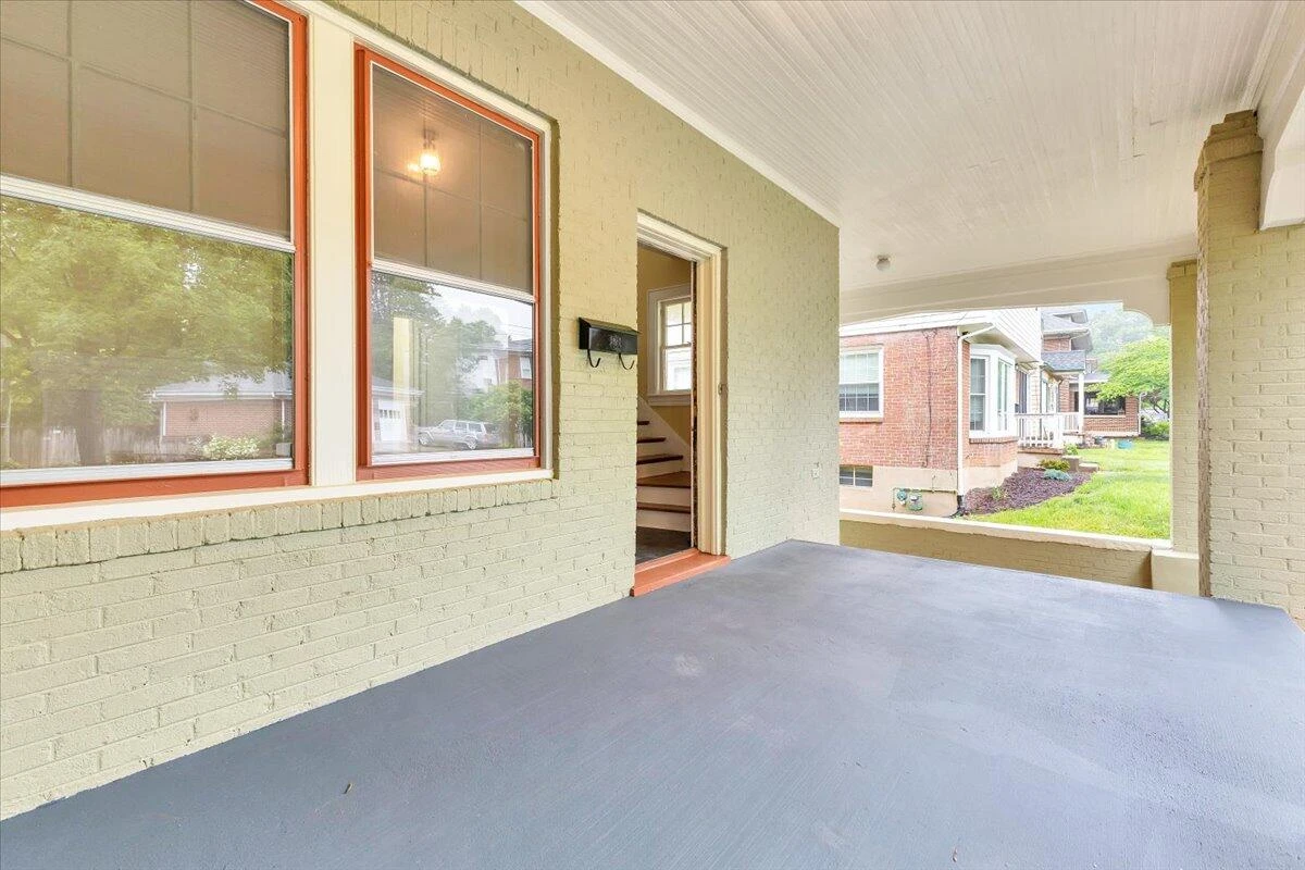 2219 Carter RD - Photo 4