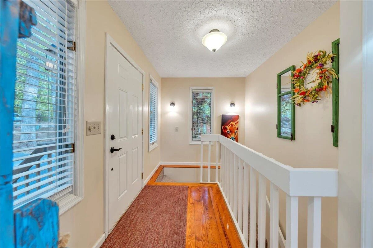 121 Briarcliff DR - Photo 10