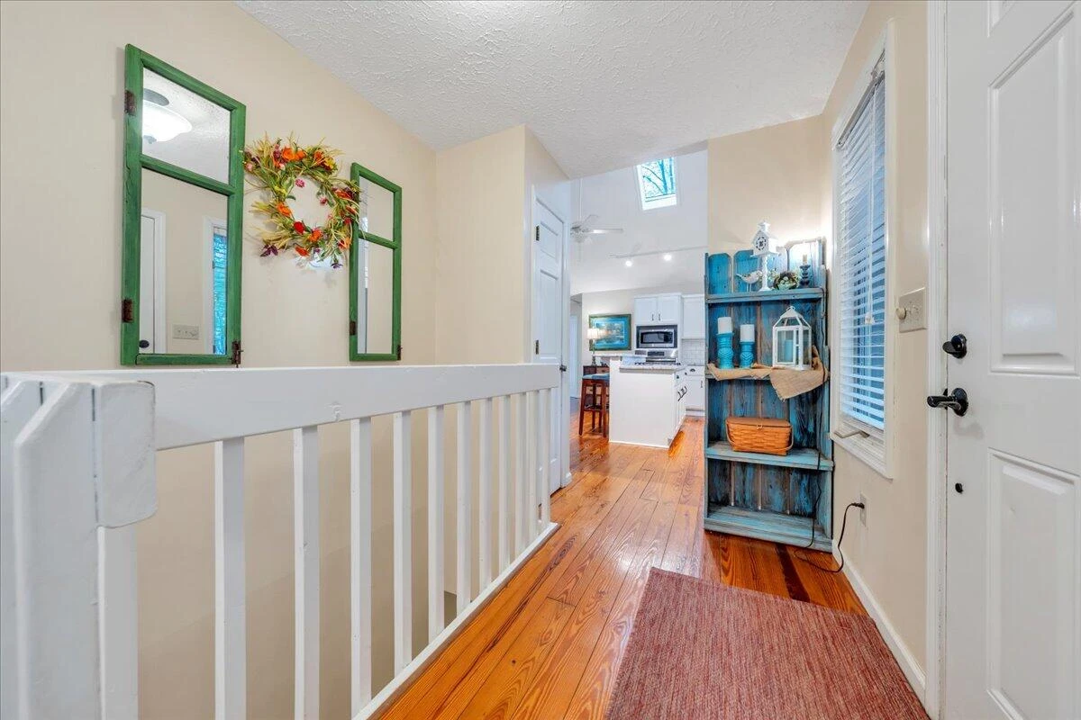121 Briarcliff DR - Photo 9