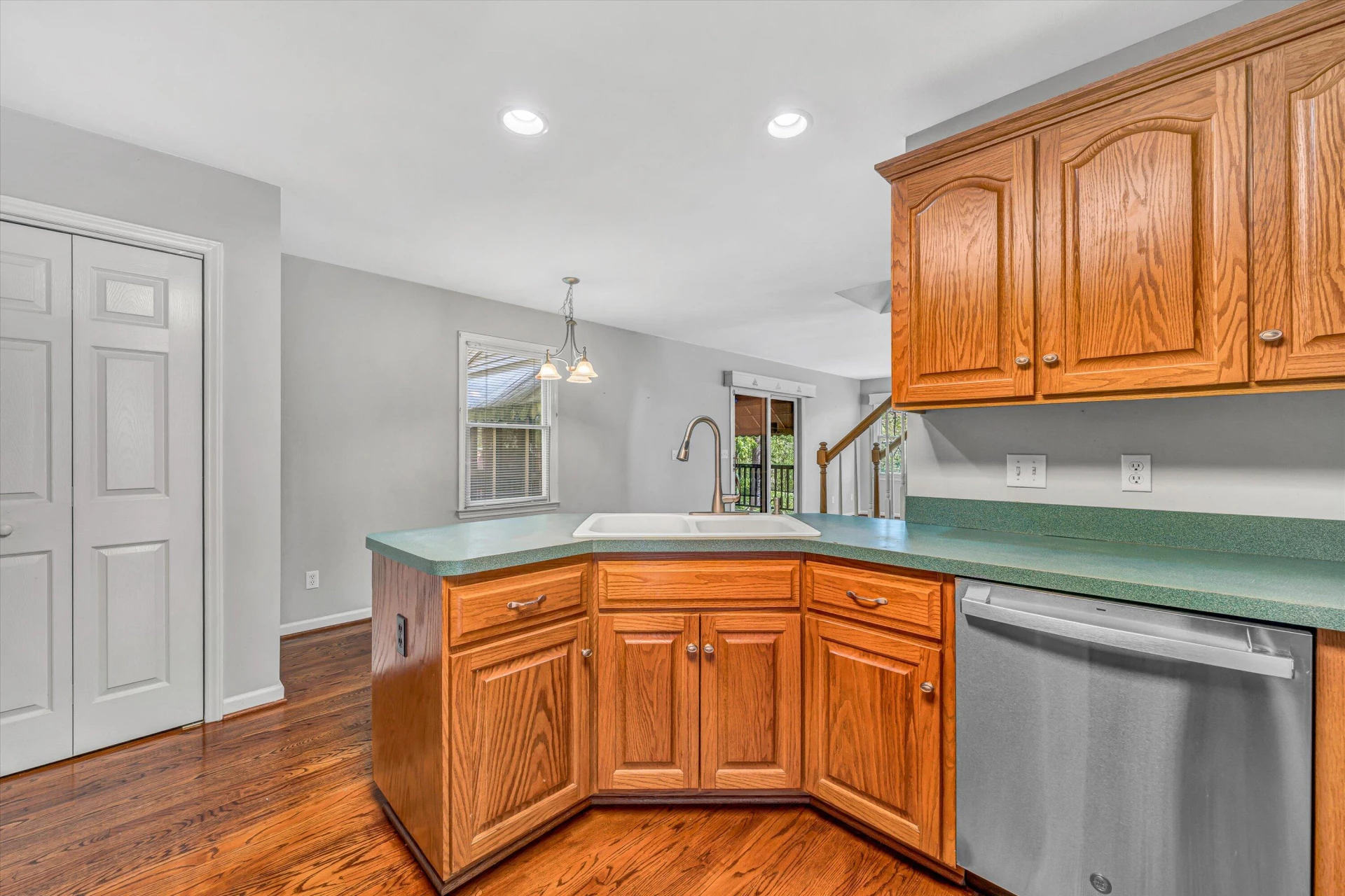 58 Dove CT - Photo 16