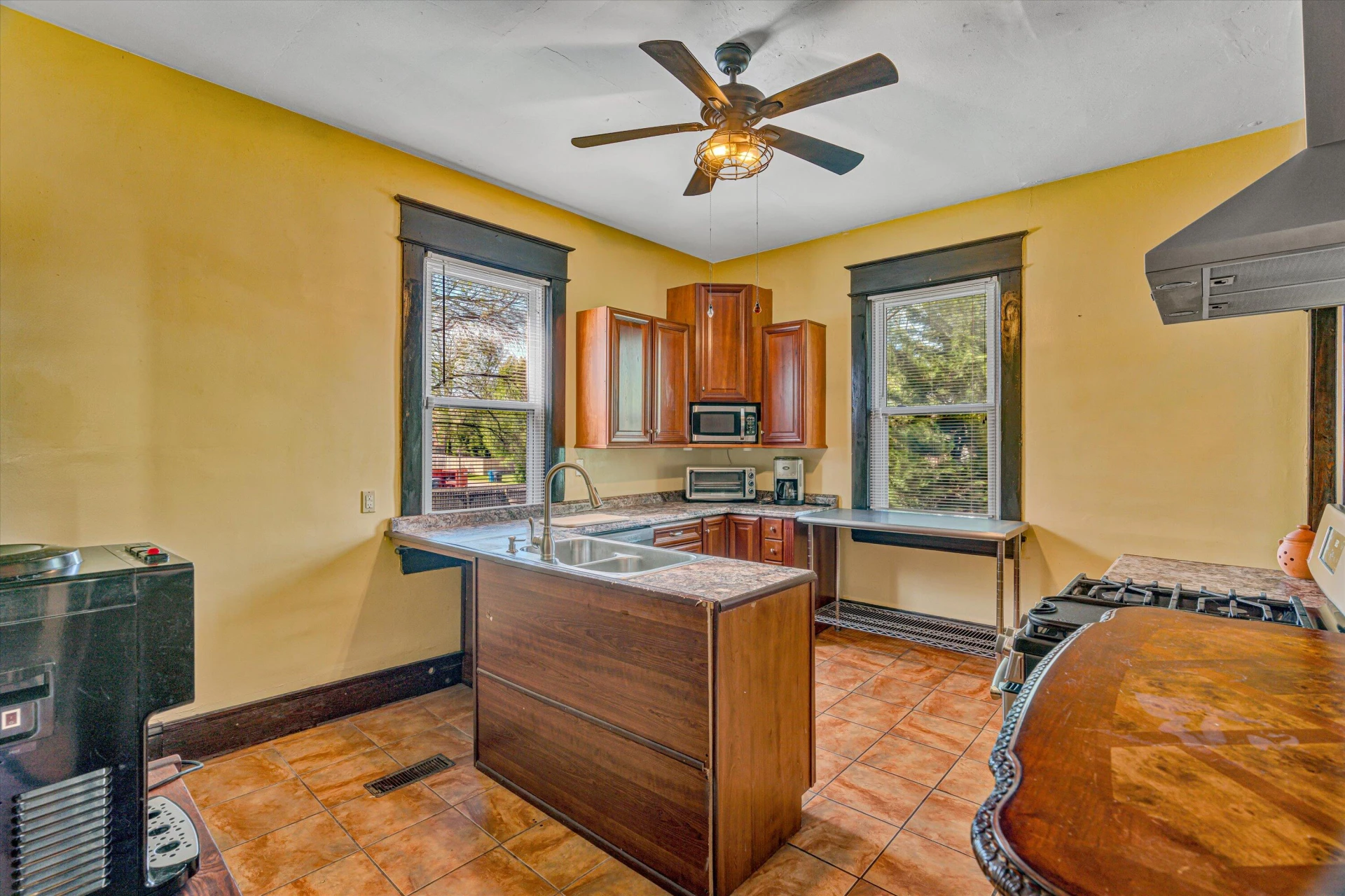 401 Elm AVE - Photo 13