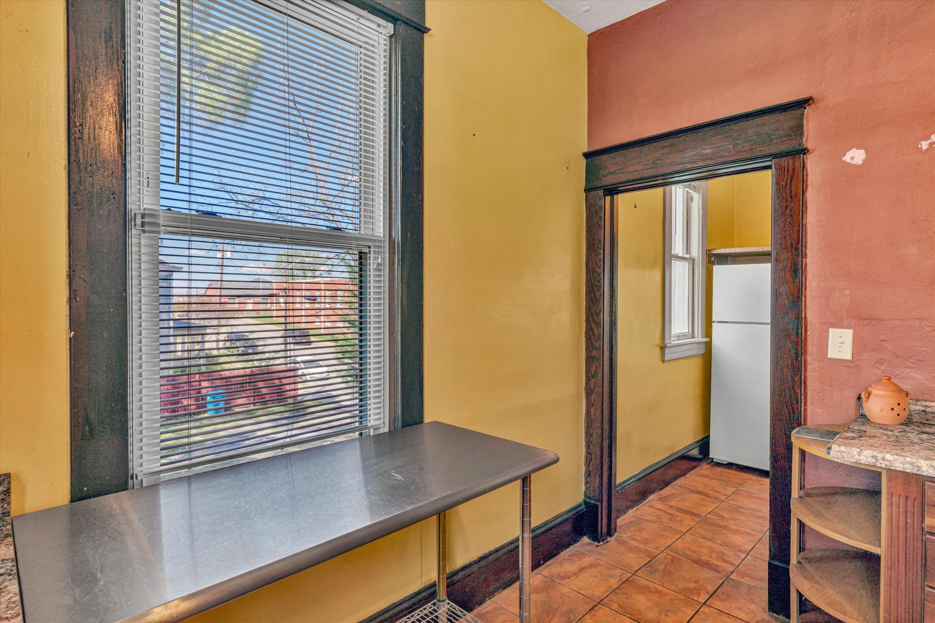 401 Elm AVE - Photo 16