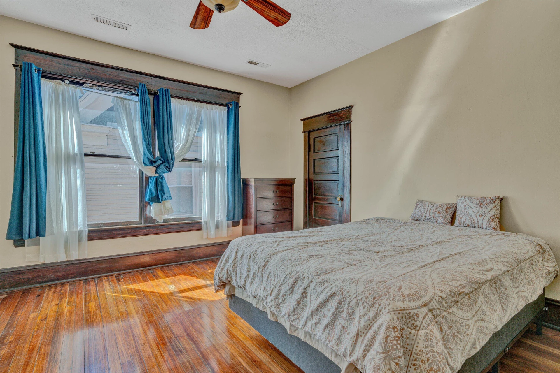 401 Elm AVE - Photo 24