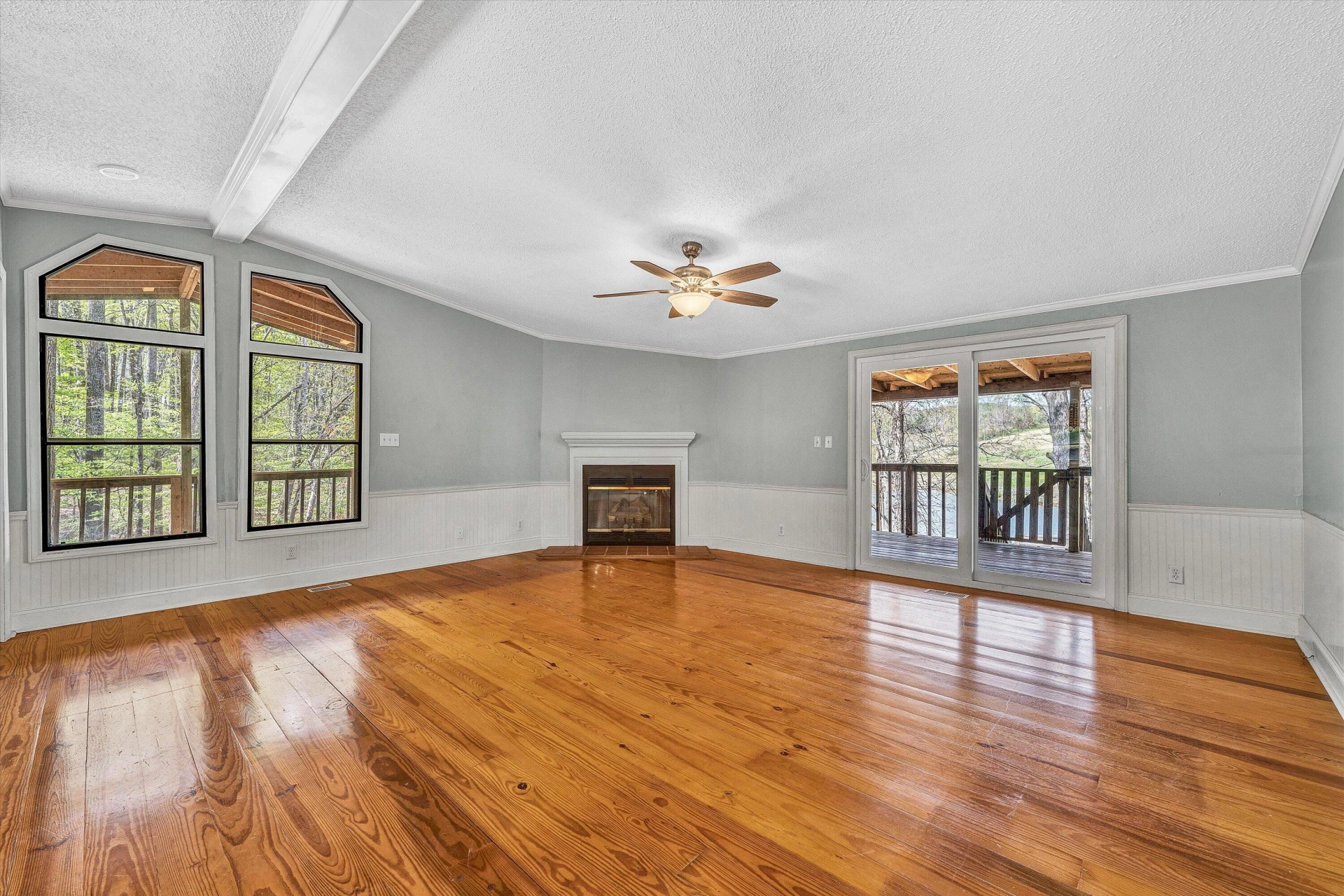 376 Limerick LN - Photo 10