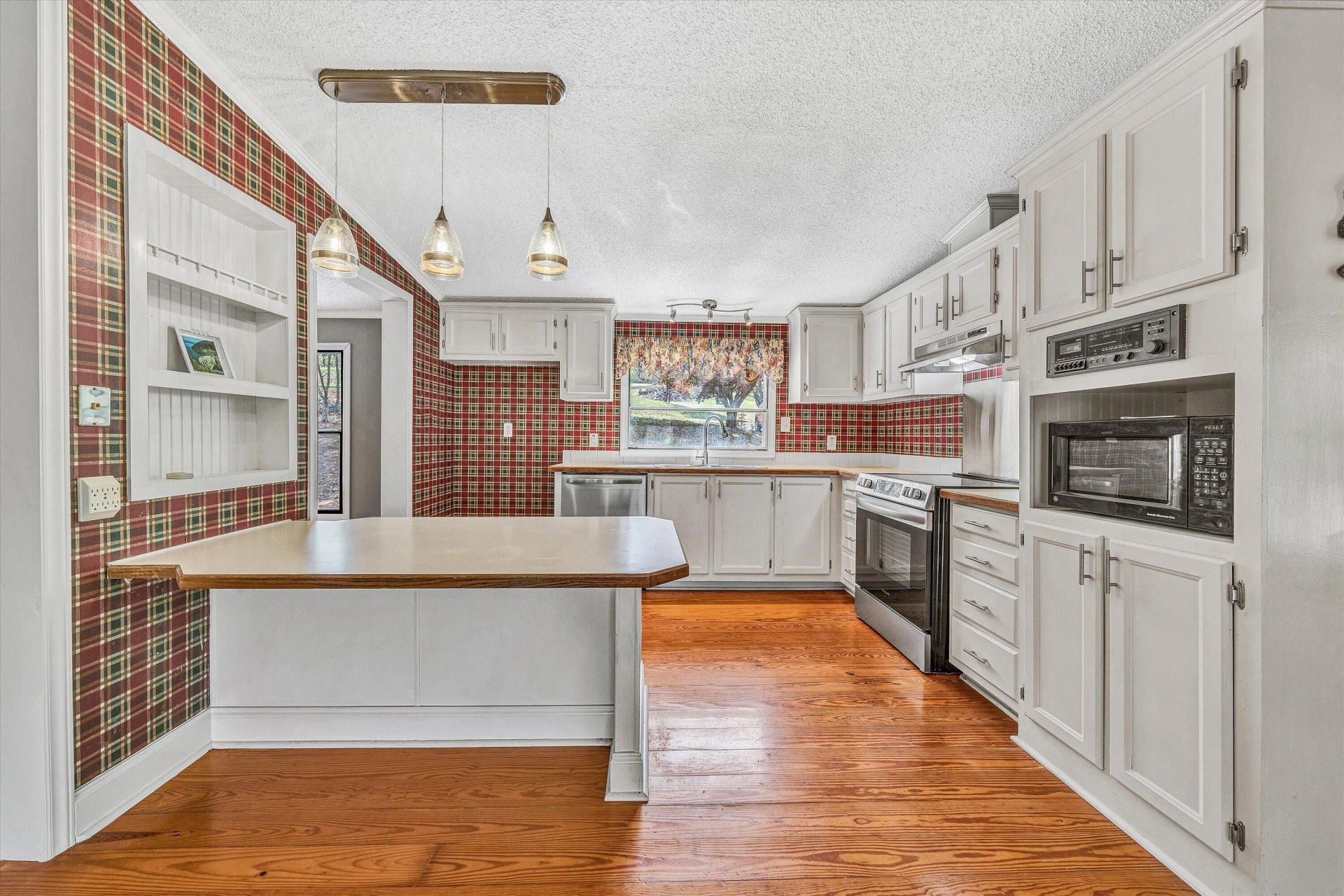 376 Limerick LN - Photo 12