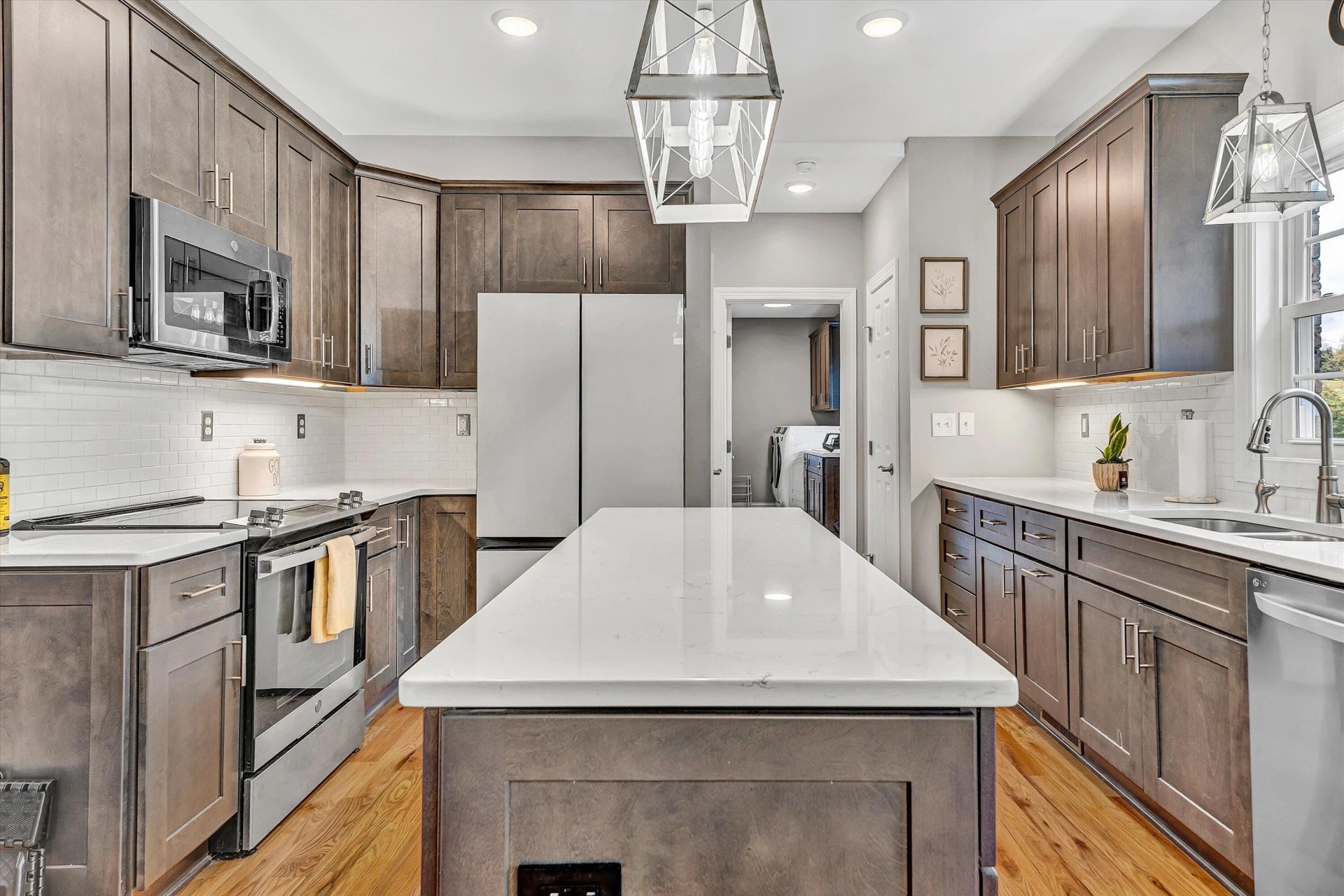 111 Halsey CT - Photo 17