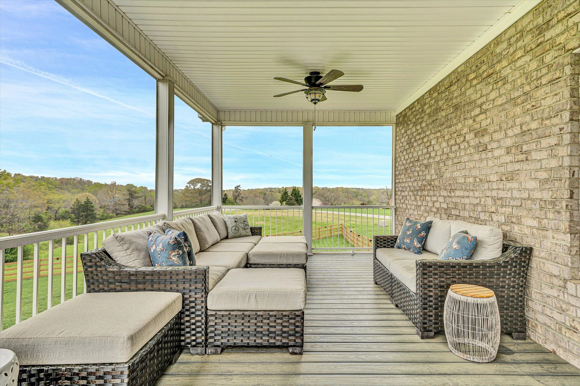 111 Halsey CT - Photo 23