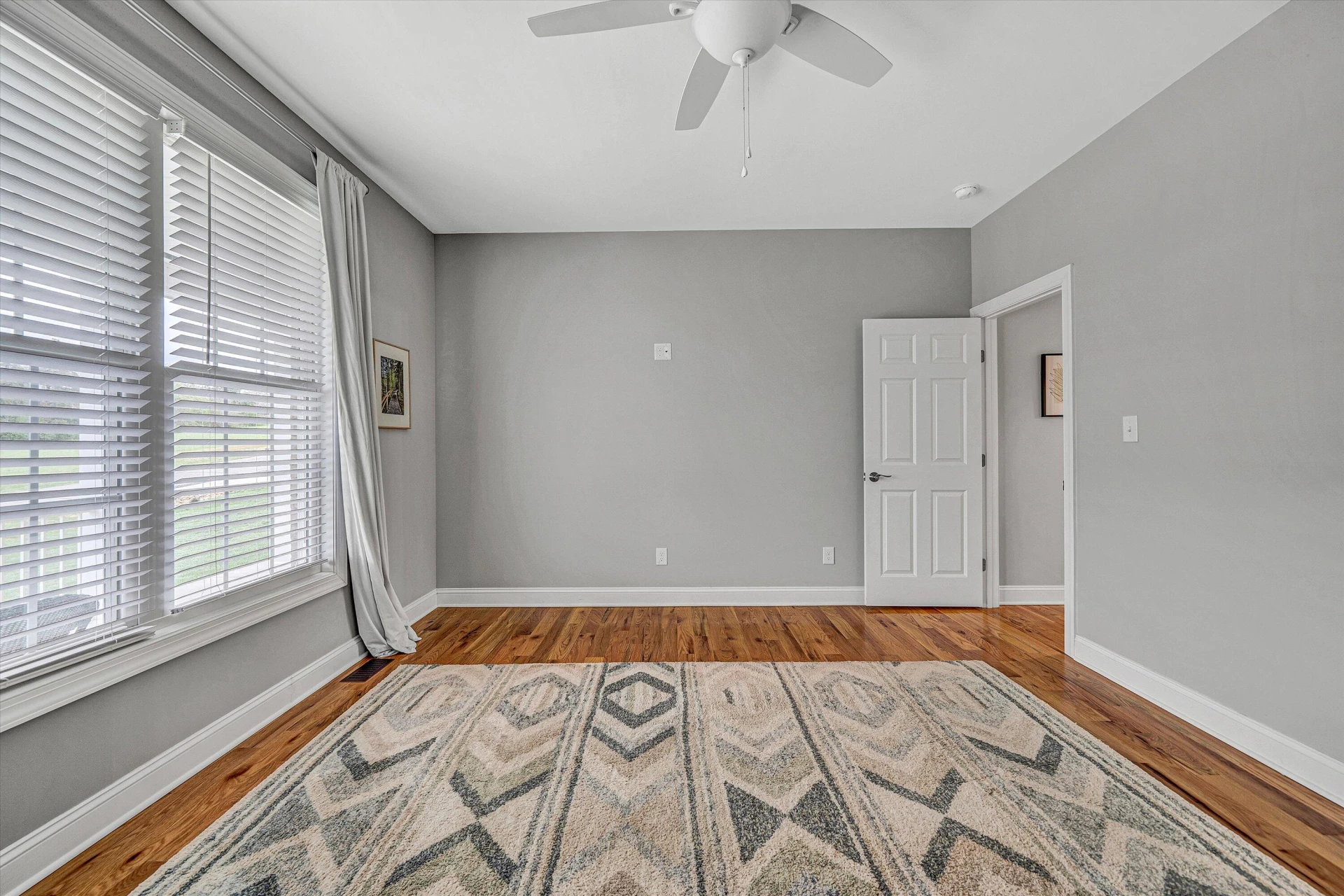 111 Halsey CT - Photo 28