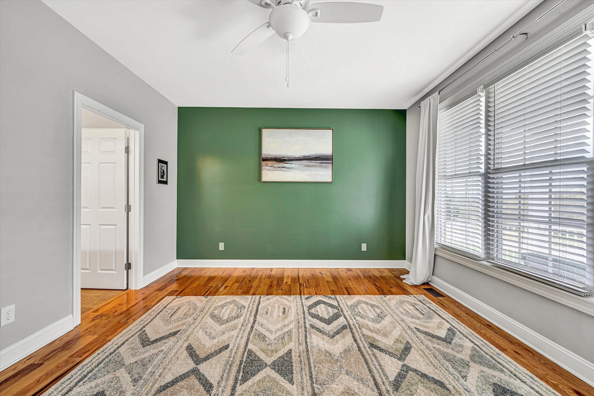 111 Halsey CT - Photo 30