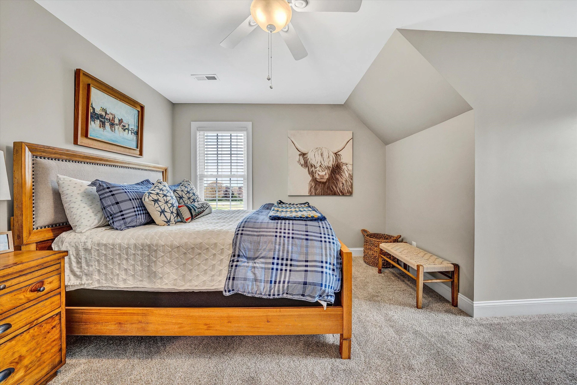 111 Halsey CT - Photo 33