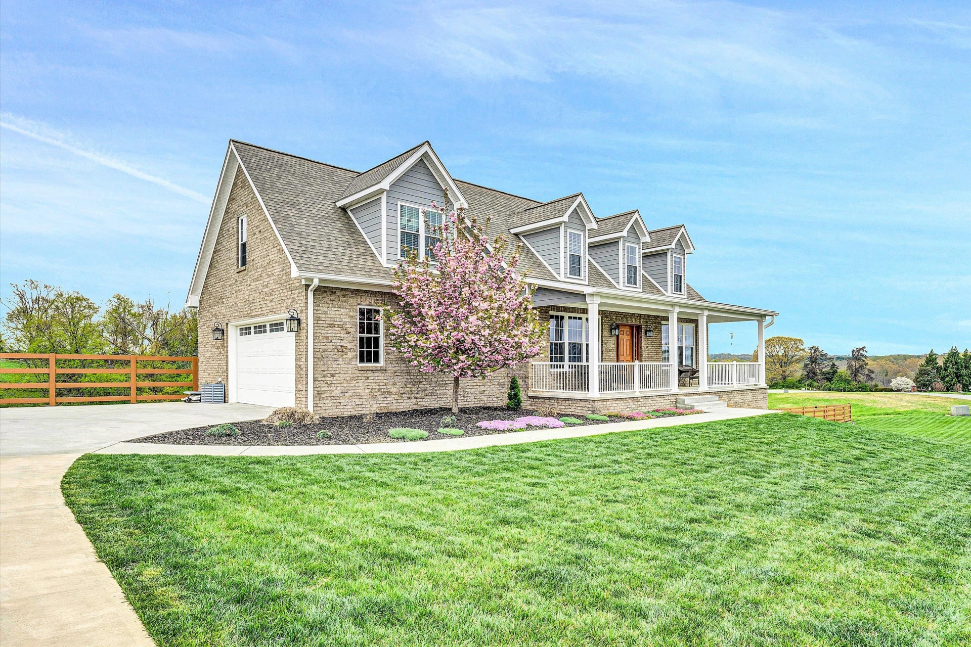 111 Halsey CT - Photo 5