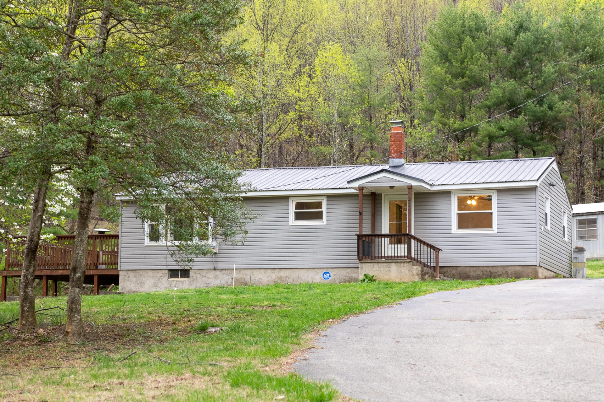 233 MASONS KNOB RD - Photo 3