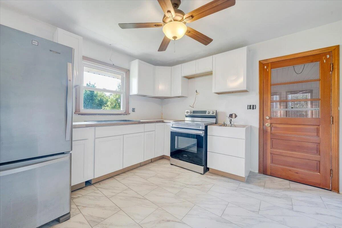 2422 Kingston RD - Photo 22