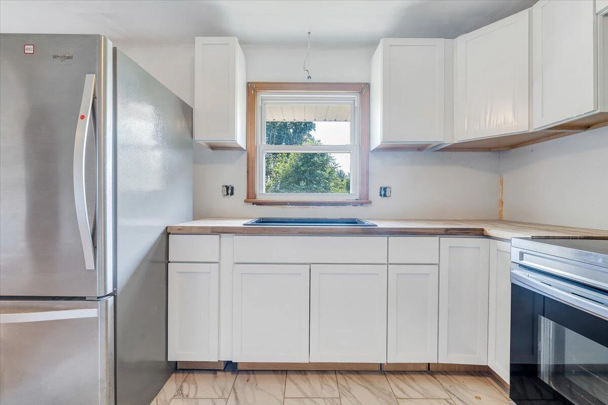 2422 Kingston RD - Photo 23