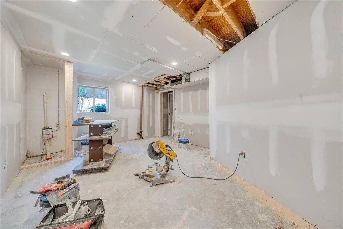 2422 Kingston RD - Photo 31